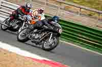 Vintage-motorcycle-club;eventdigitalimages;mallory-park;mallory-park-trackday-photographs;no-limits-trackdays;peter-wileman-photography;trackday-digital-images;trackday-photos;vmcc-festival-1000-bikes-photographs